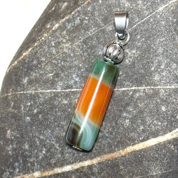 2/$20, Multicolor Dyed Agate Pendant - Picture 4 of 10